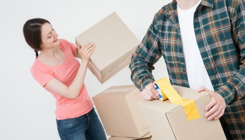 Local student removals service navigating Chelsea streets